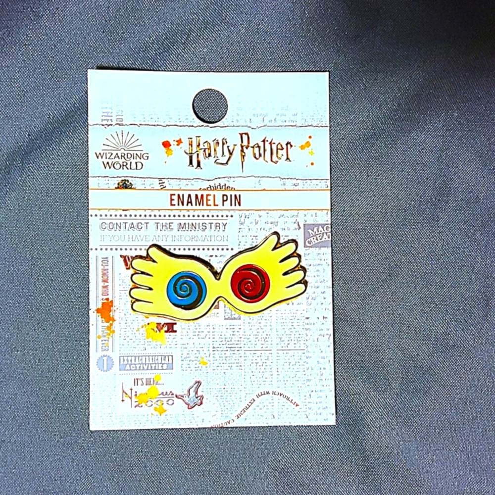 Loungefly Harry Potter Luna Lovegood Spectrespecs Enamel Pin